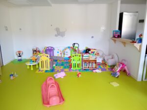 Maison d'accueil Maternelle-espace de jeux
